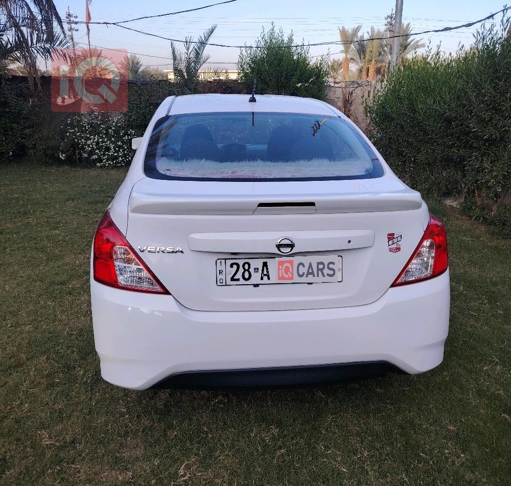 Nissan Versa
